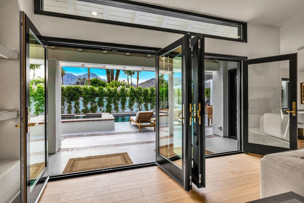 48721 San Vicente Street