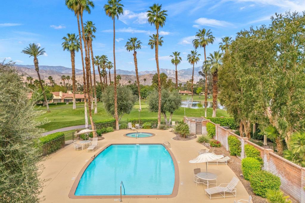 414 S Sierra Madre S