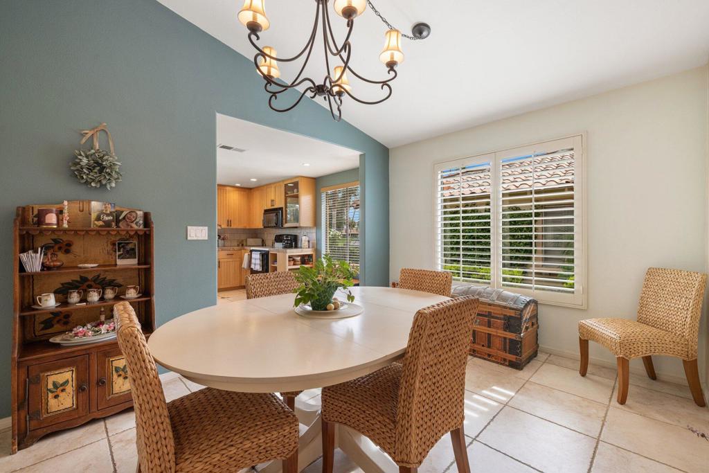 414 S Sierra Madre S