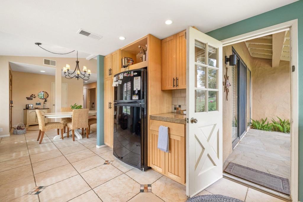 414 S Sierra Madre S