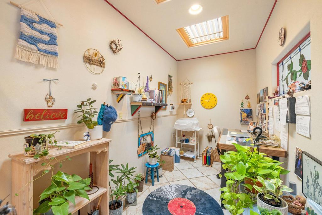 414 S Sierra Madre S