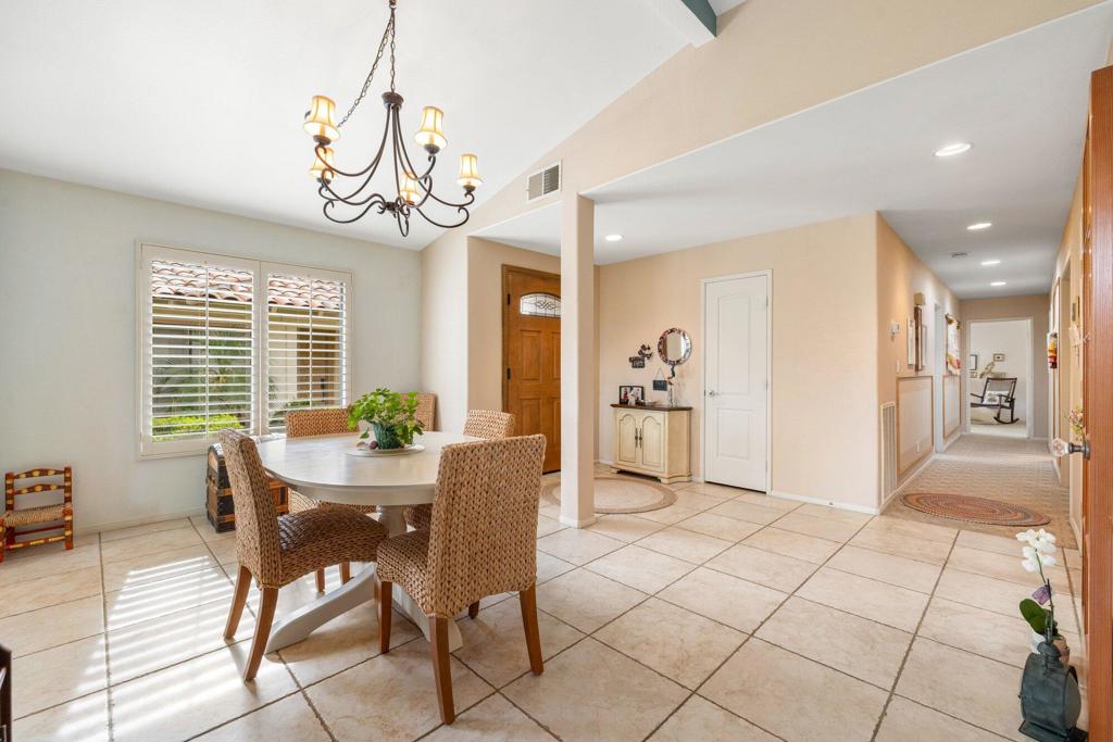 414 S Sierra Madre S