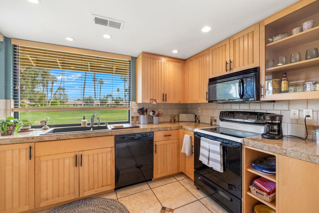 414 S Sierra Madre S