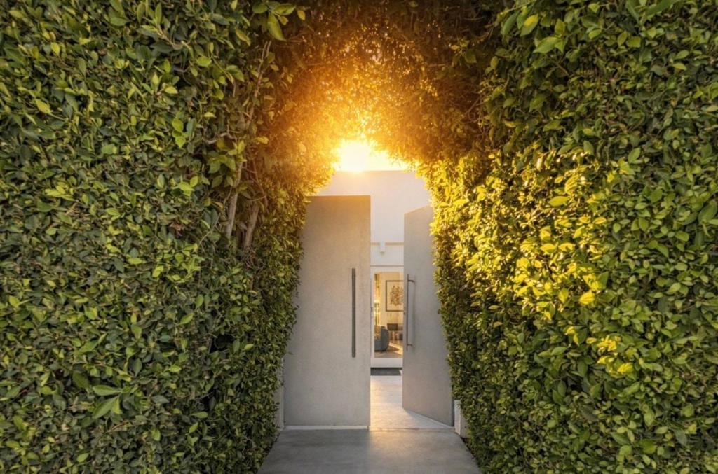 70881 Windsor Circle