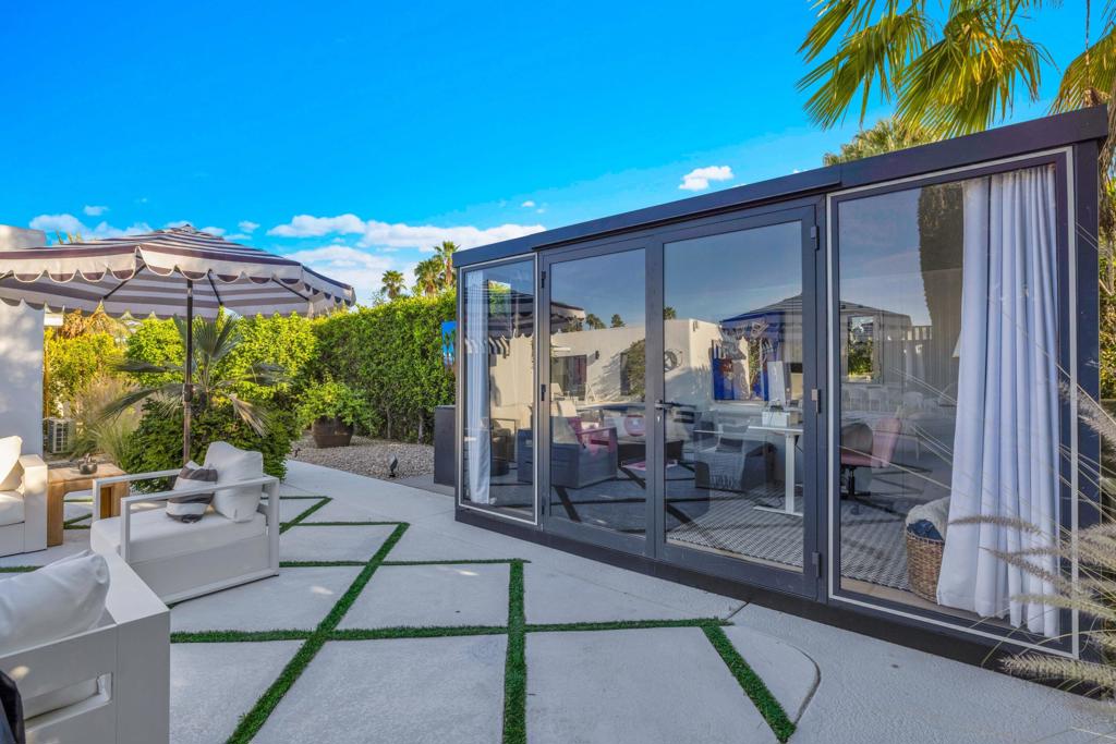 70881 Windsor Circle