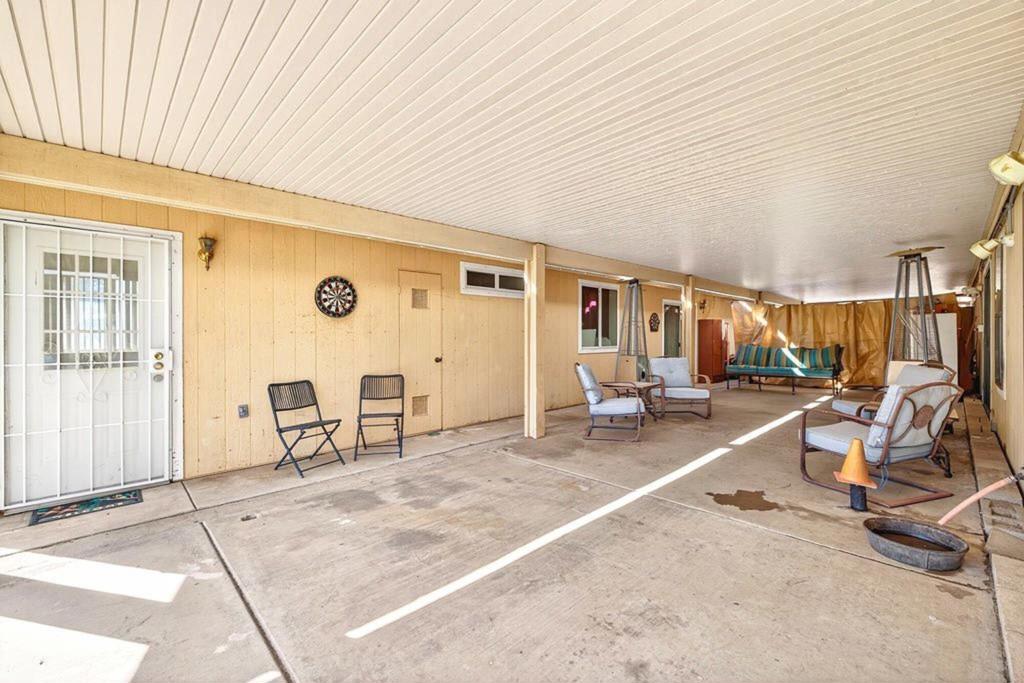 20555 Mountain View Road