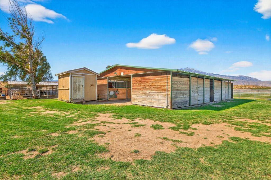 20555 Mountain View Road