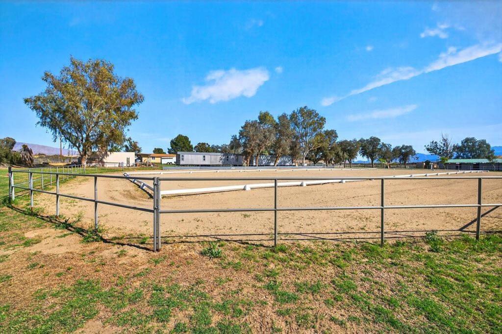 20555 Mountain View Road