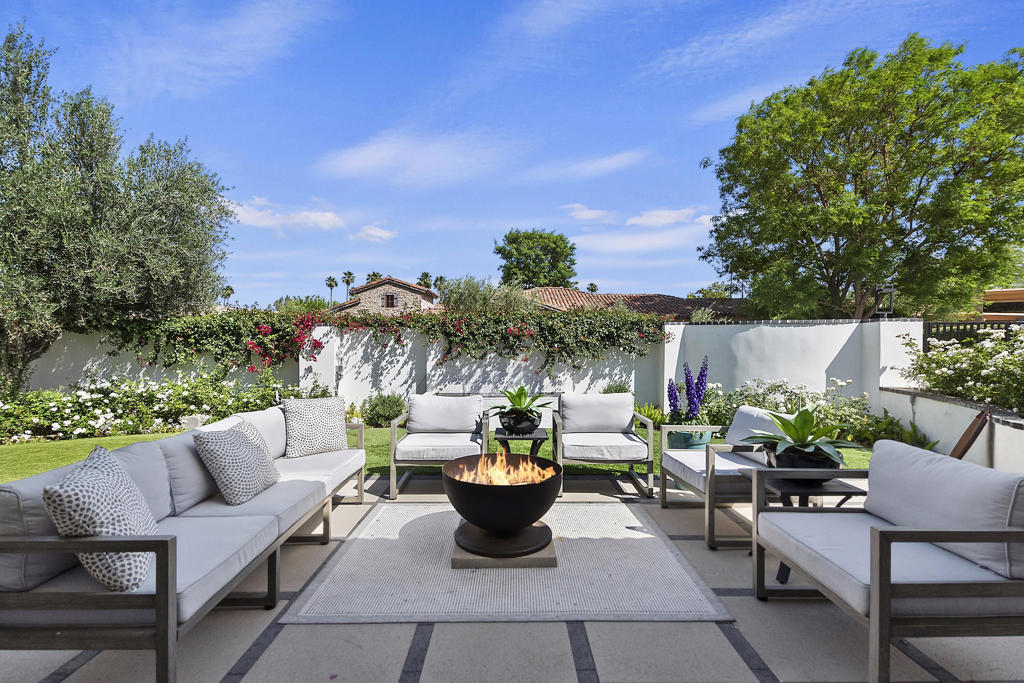 49155 Avenida Fernando