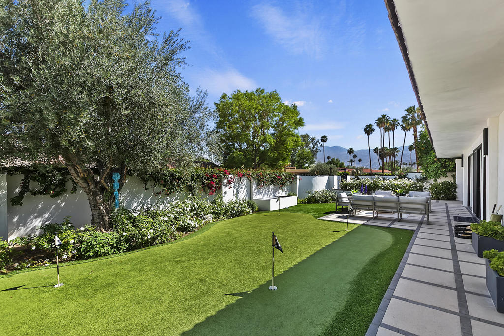 49155 Avenida Fernando