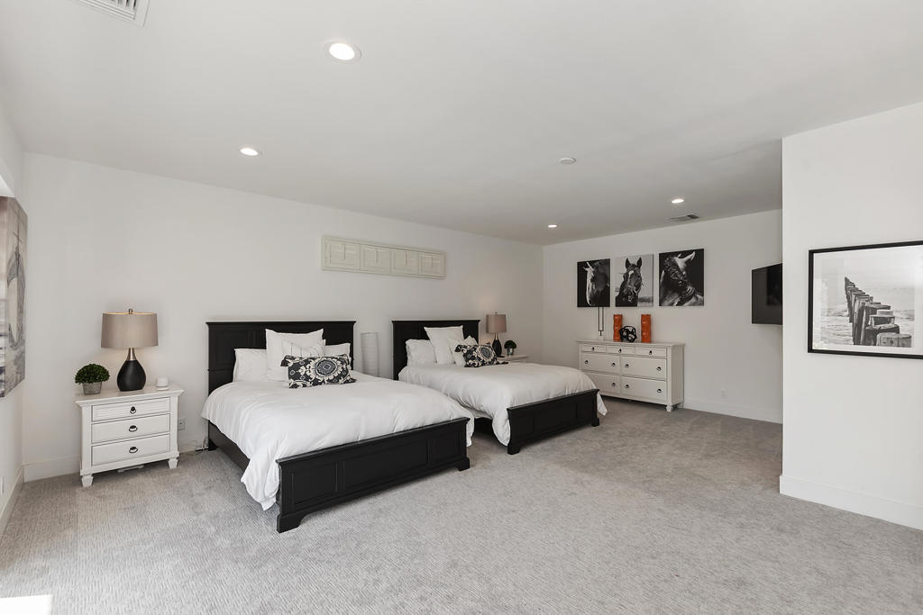 49155 Avenida Fernando