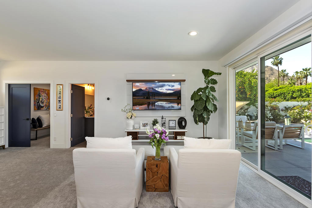 49155 Avenida Fernando