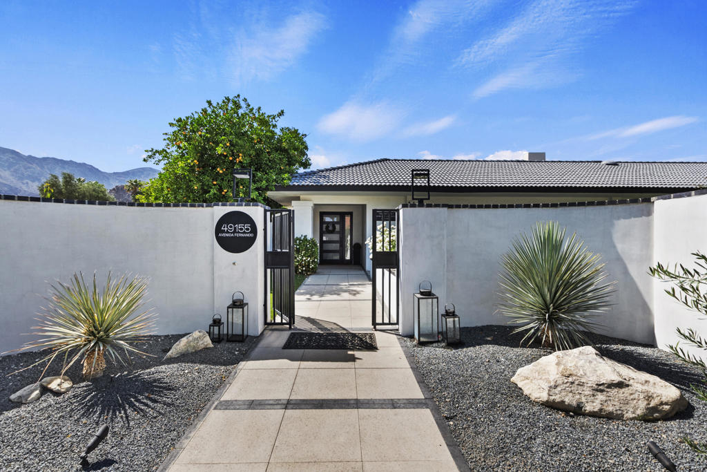 49155 Avenida Fernando
