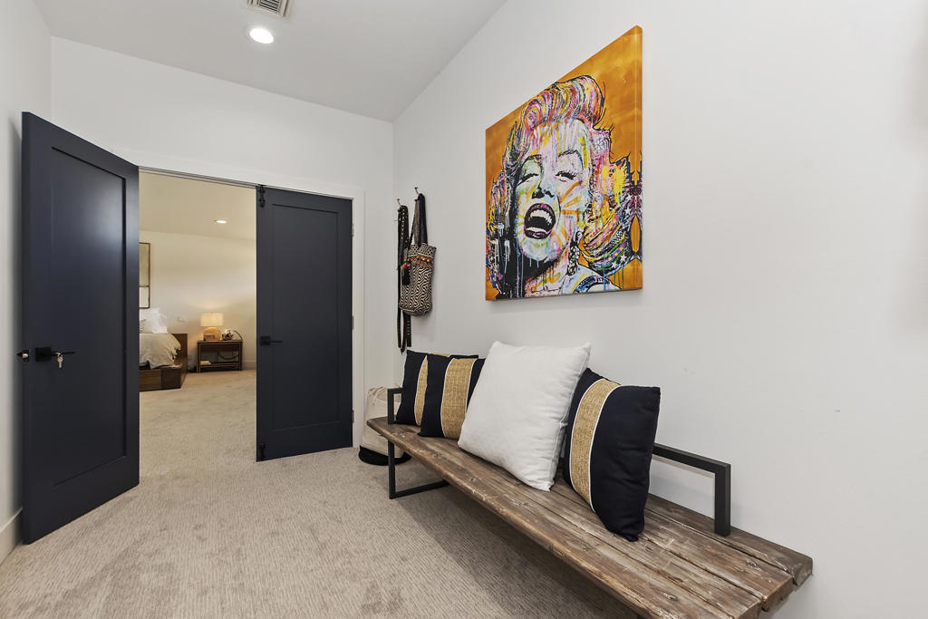 49155 Avenida Fernando