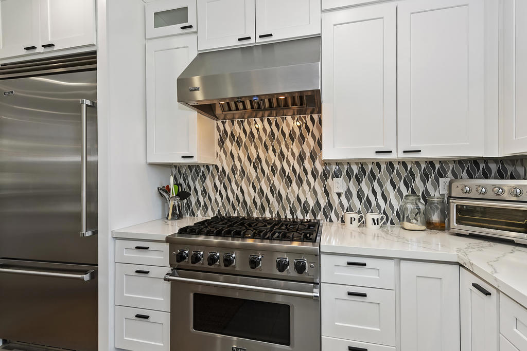 49155 Avenida Fernando