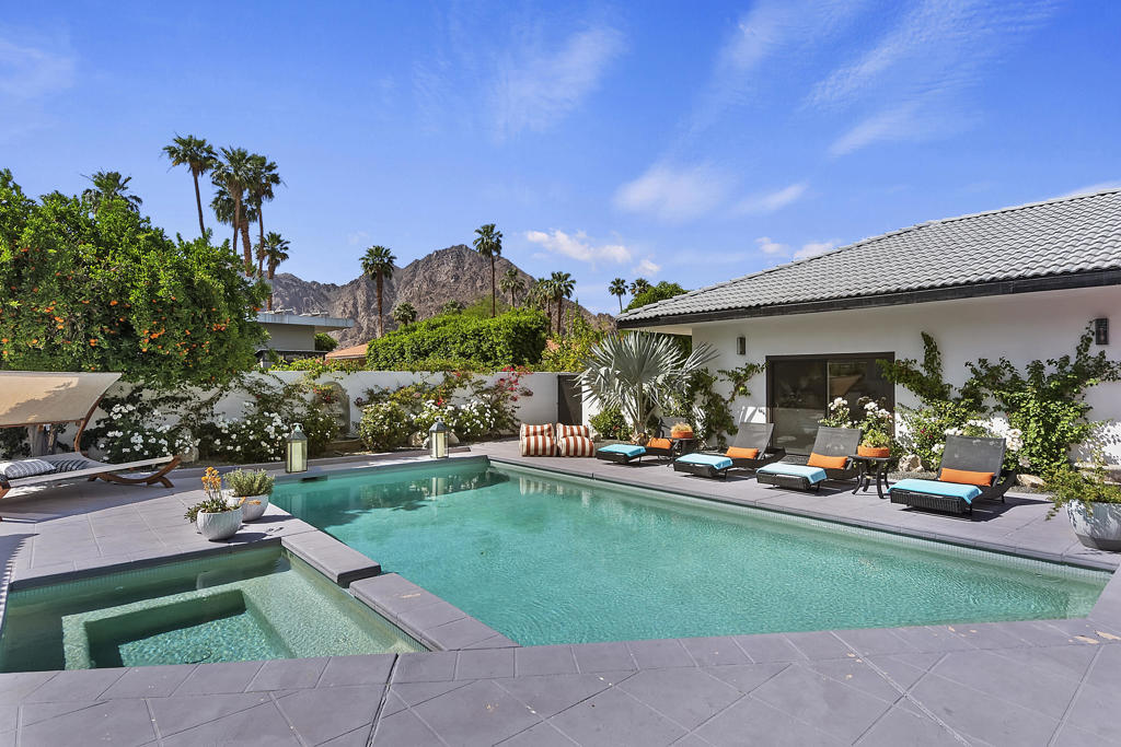 49155 Avenida Fernando