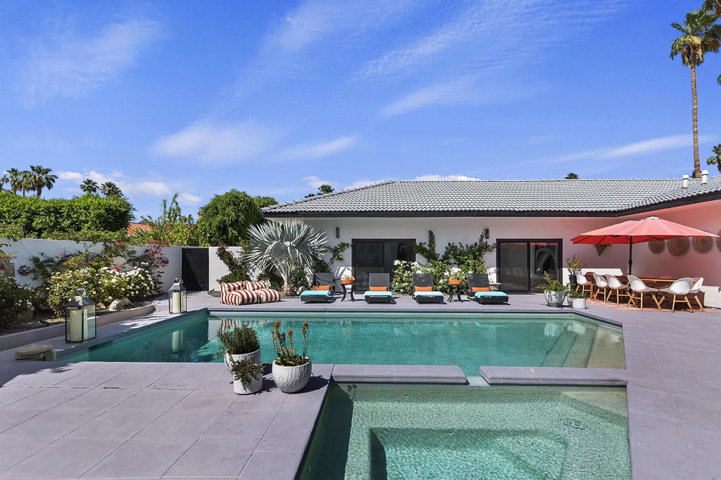 49155 Avenida Fernando