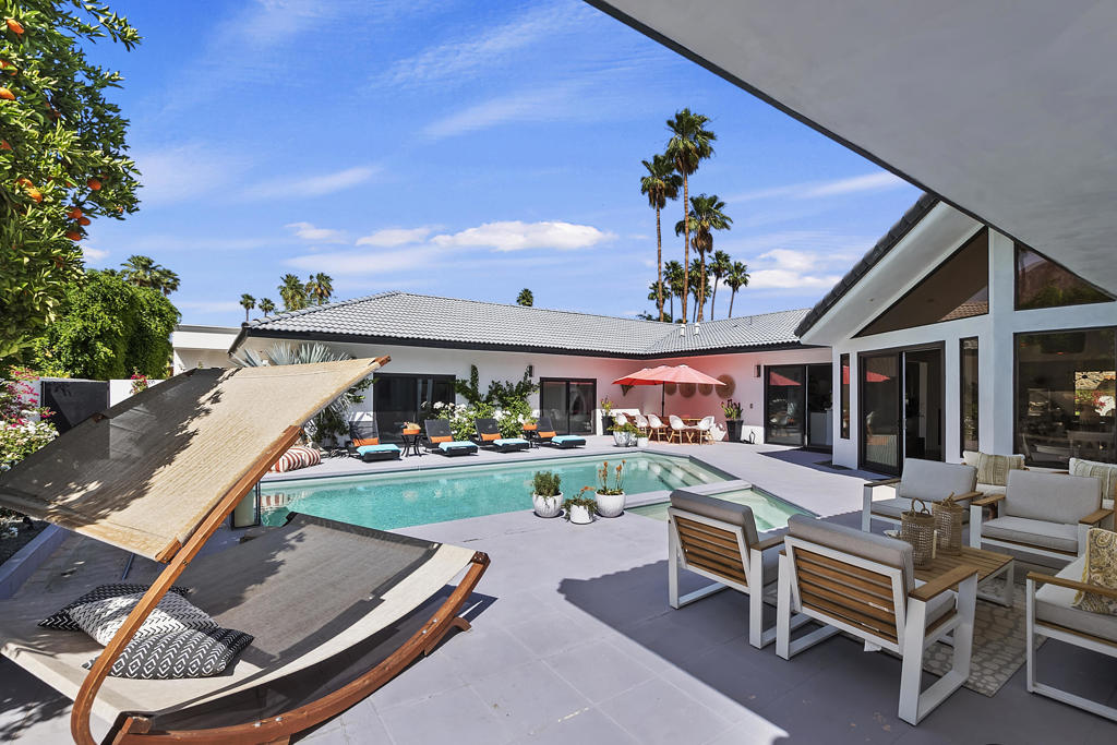 49155 Avenida Fernando