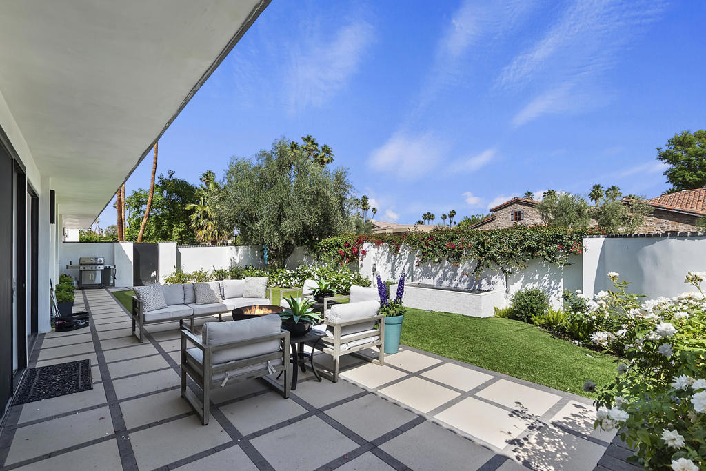 49155 Avenida Fernando