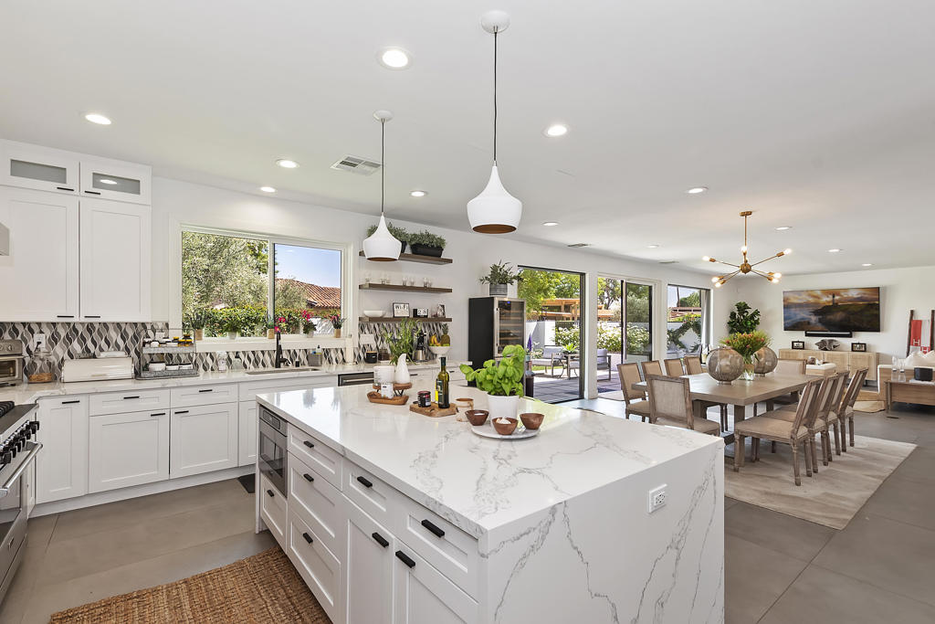 49155 Avenida Fernando