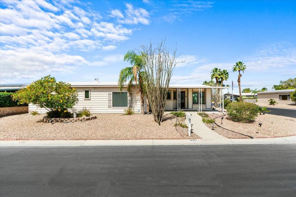 38251 Desert Greens Drive E