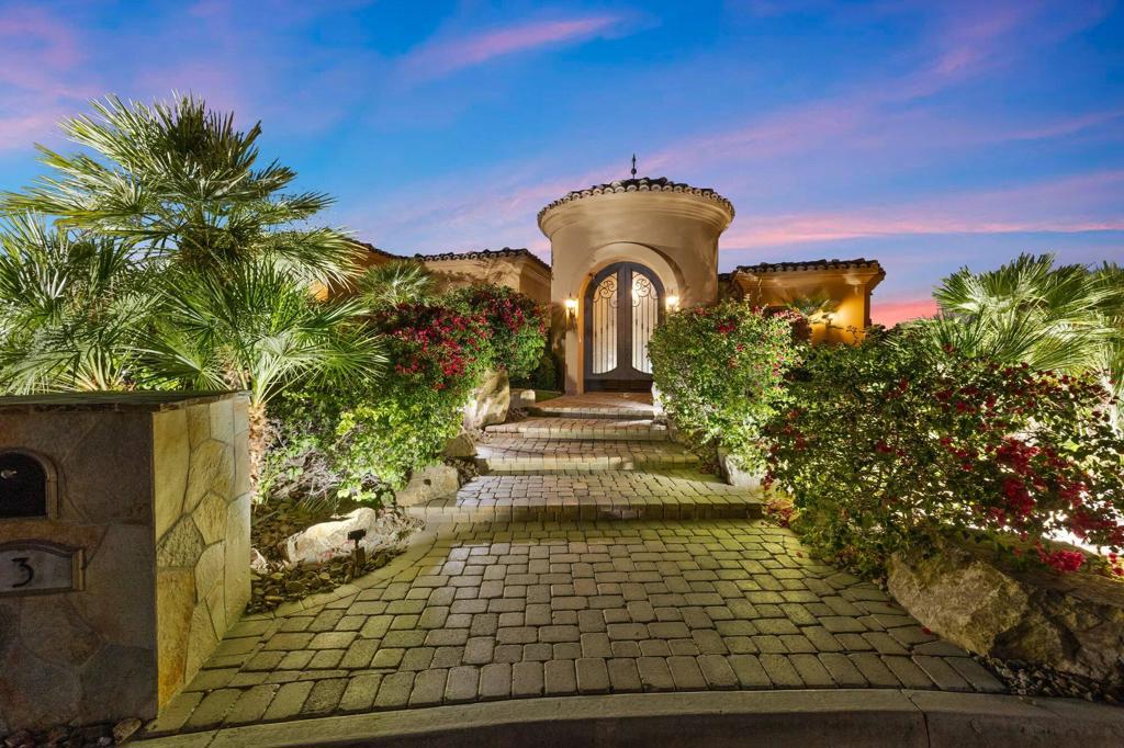 3 Sierra Vista Drive