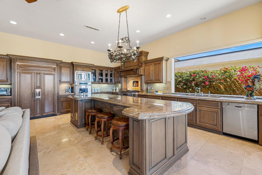 3 Sierra Vista Drive