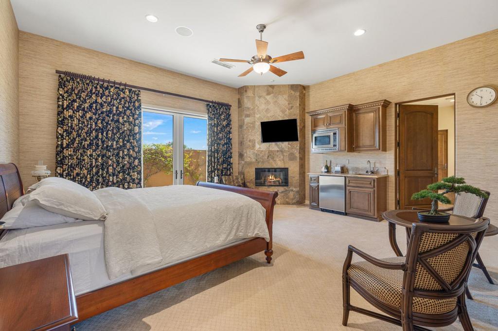 3 Sierra Vista Drive