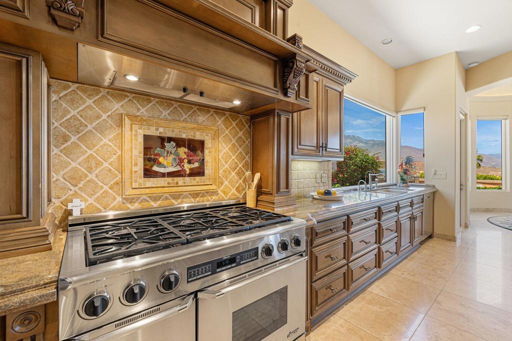 3 Sierra Vista Drive