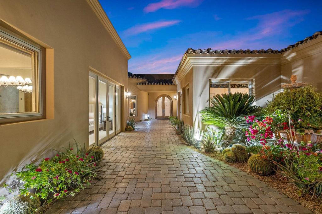 3 Sierra Vista Drive