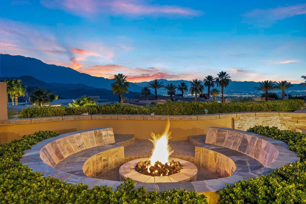 3 Sierra Vista Drive