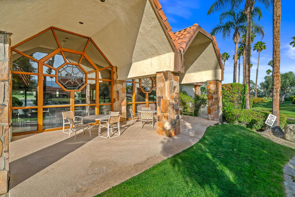 510 Flower Hill Lane