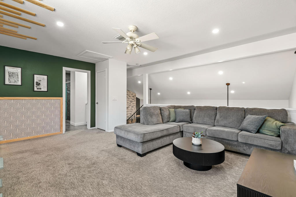 510 Flower Hill Lane