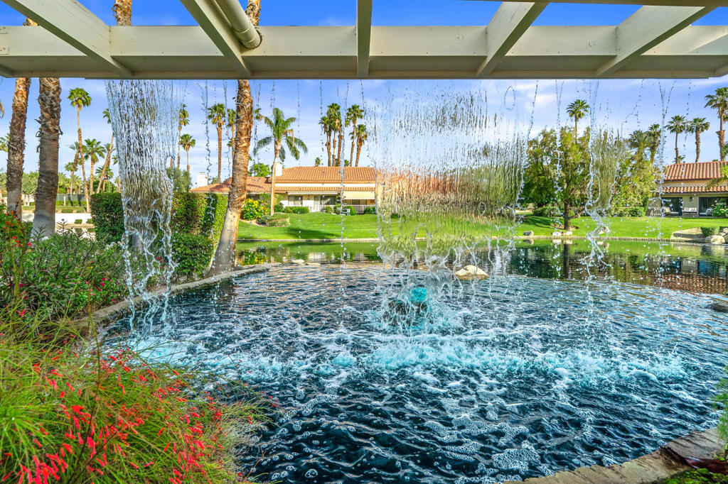 510 Flower Hill Lane