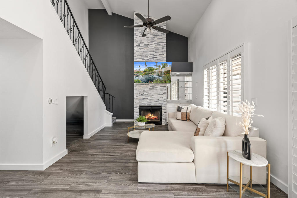 510 Flower Hill Lane