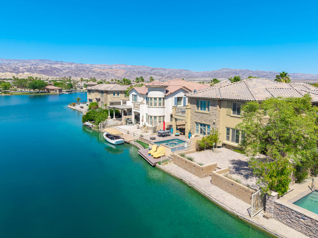 43245 Bacino Court