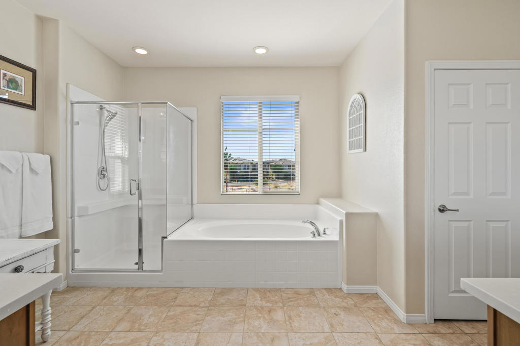 43245 Bacino Court