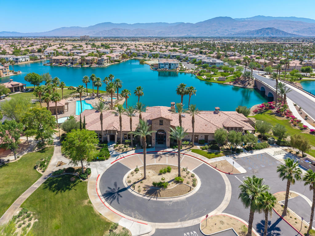 43245 Bacino Court