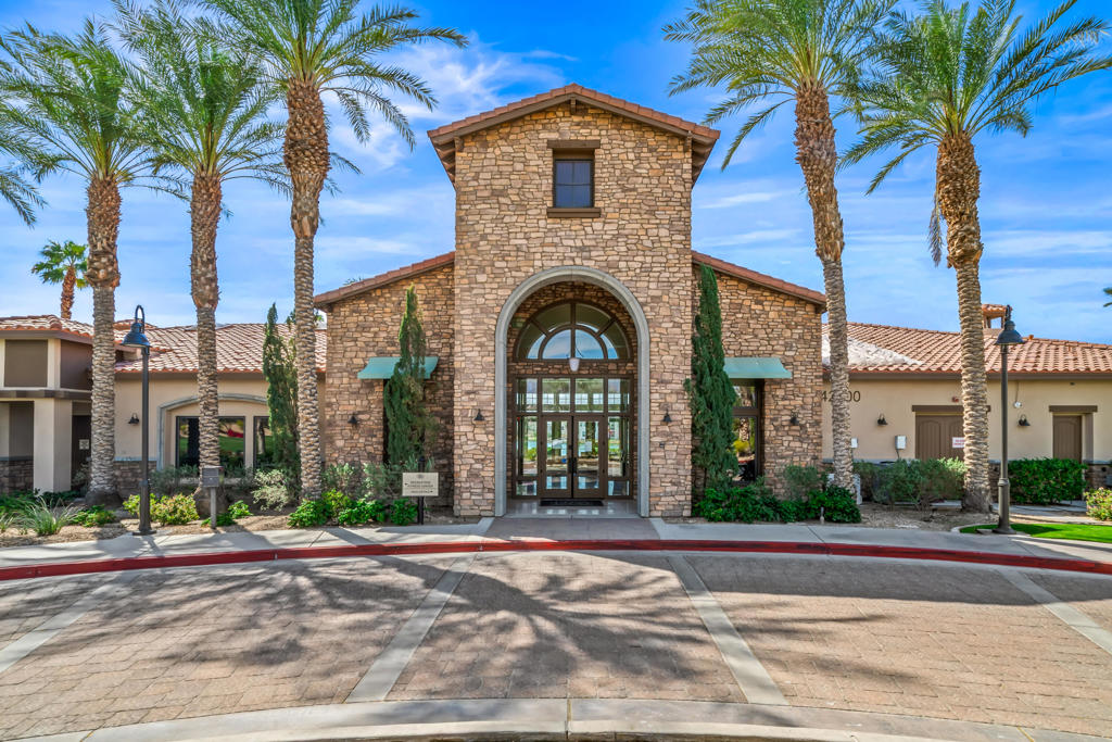 43245 Bacino Court