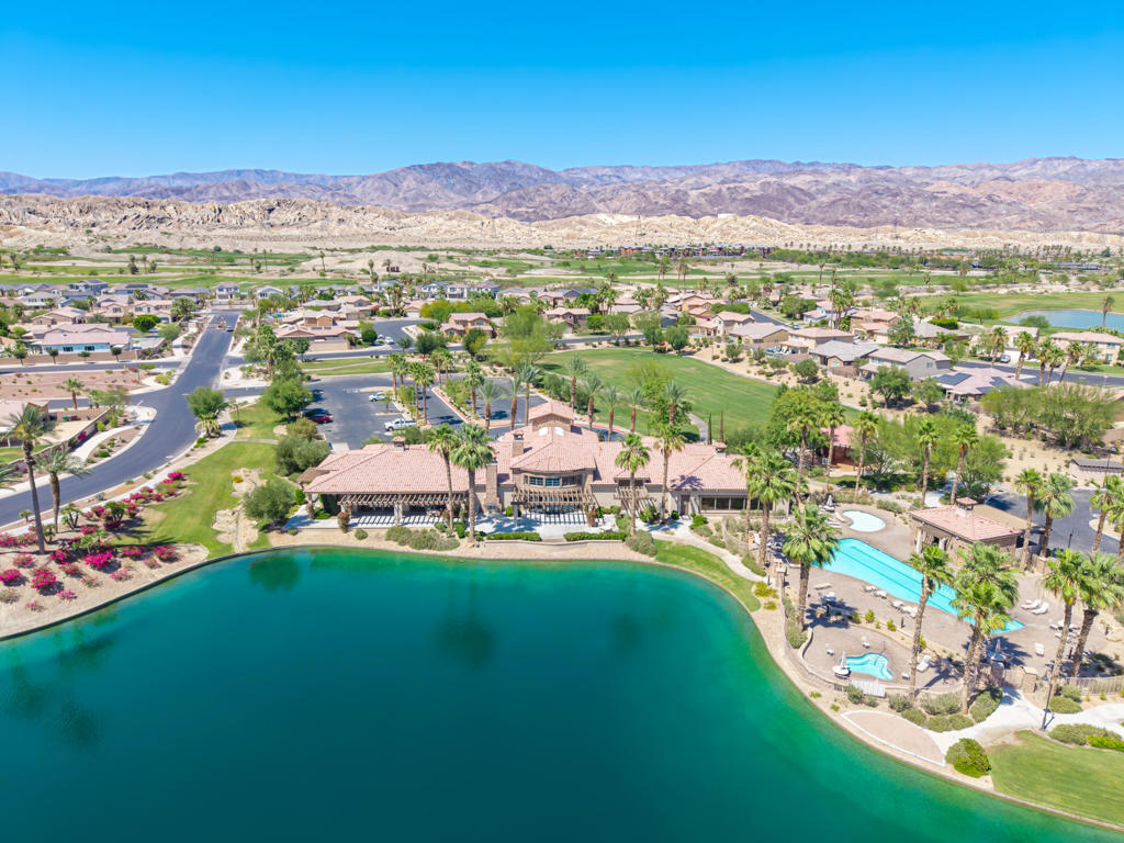 43245 Bacino Court