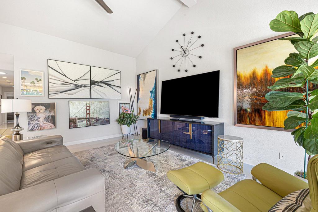 292 Tolosa Circle