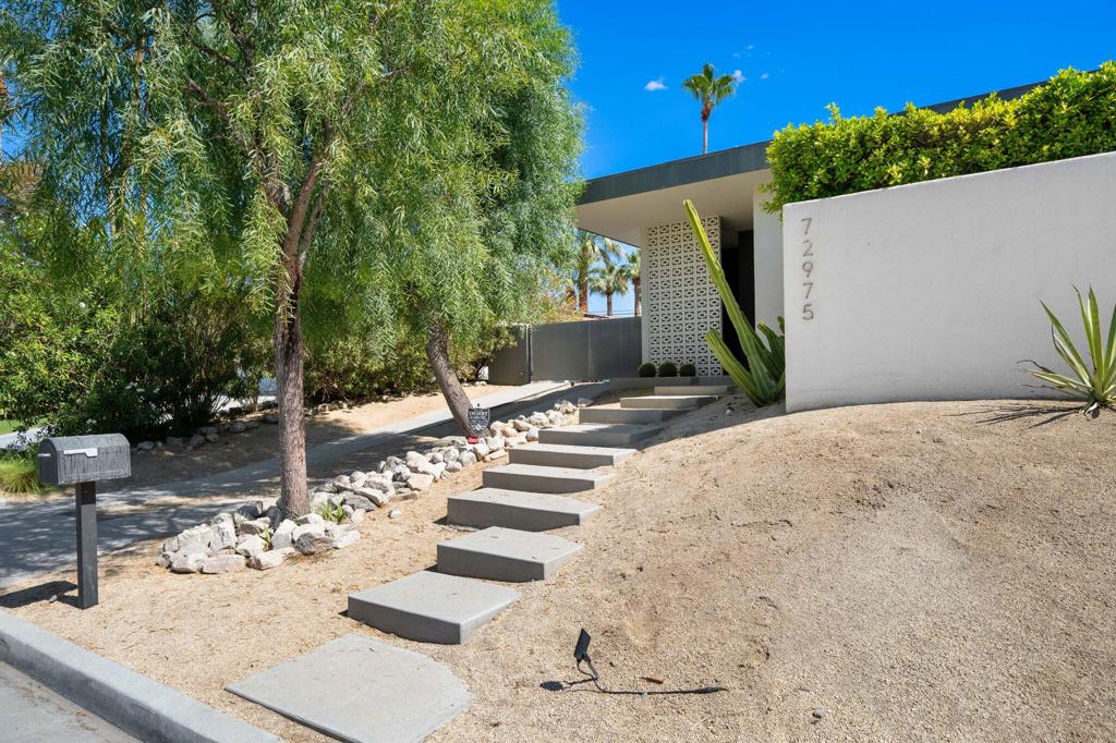 72975 Willow Street