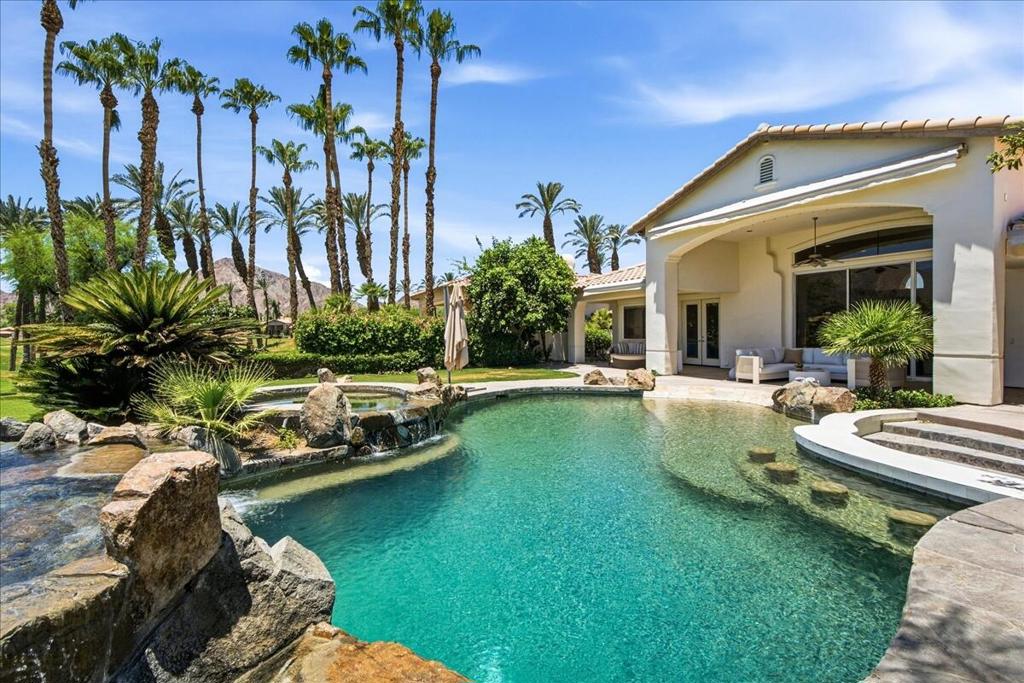 78905 Mission Drive W