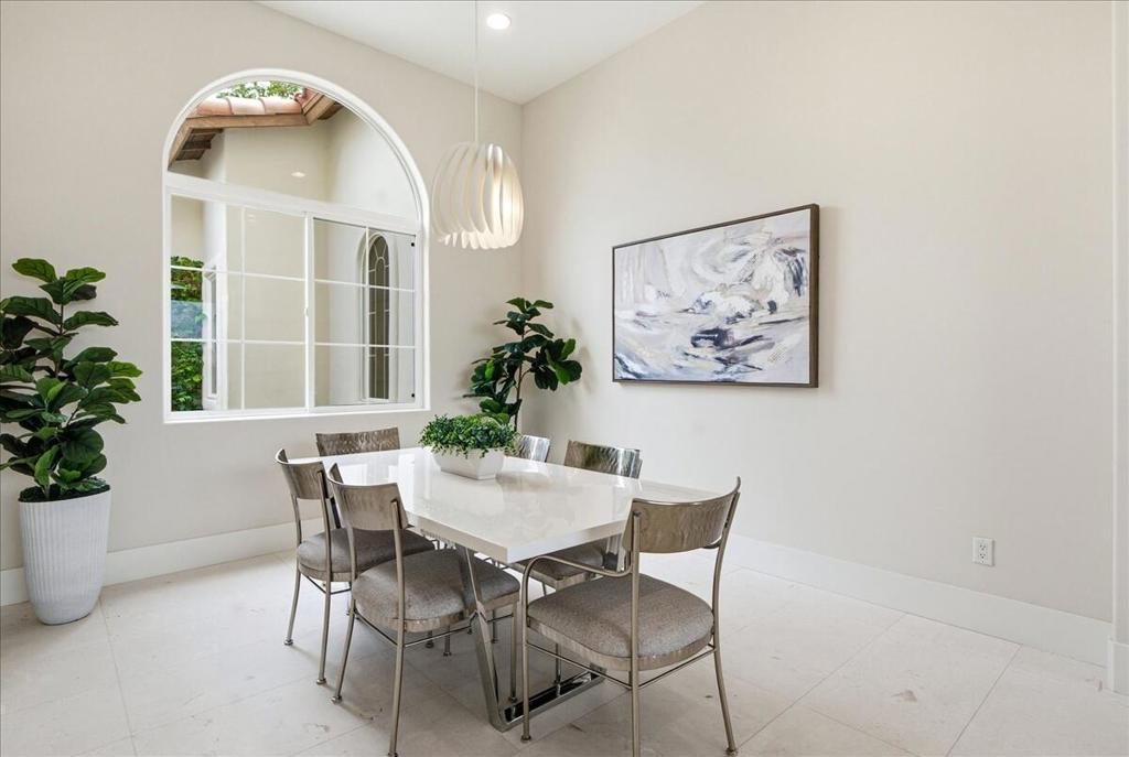 78905 Mission Drive W