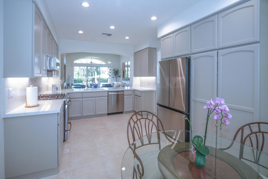 48295 Casita Drive