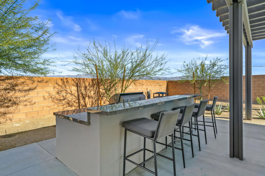 73354 Warhol Lane