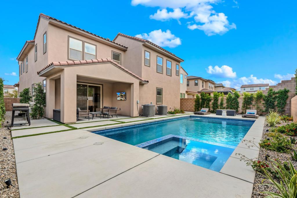 35821 Cannon Drive