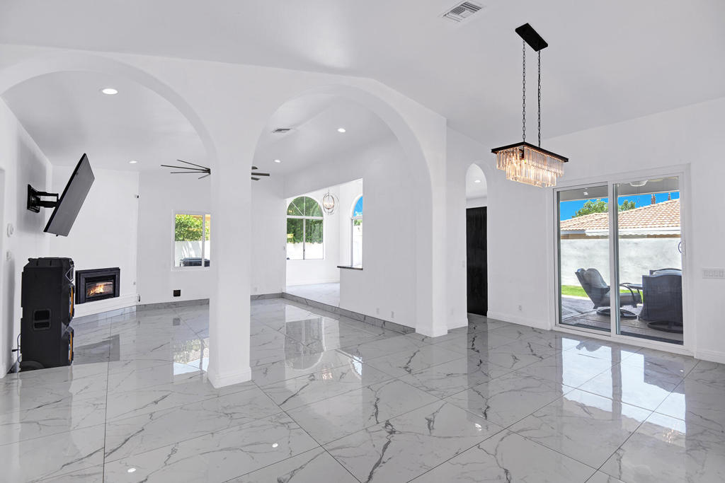 78860 Martinique Drive