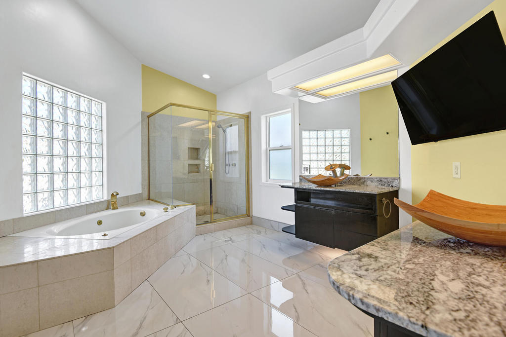 78860 Martinique Drive