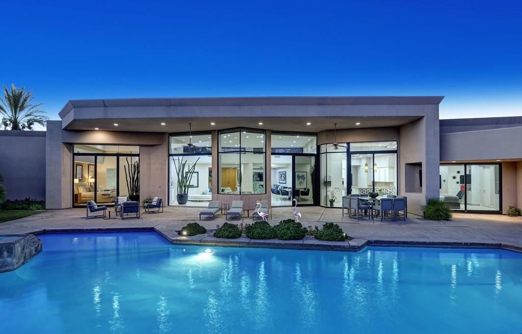 23 Villaggio Place